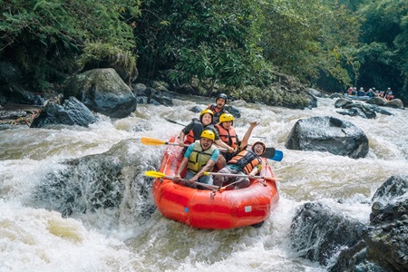 Rafting di bogor