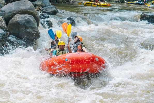 rafting di bogor